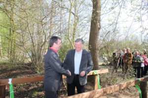 Leegebrucher Bürgermeister Peter Müller (links) mit seinem Lengericher Amtskollegen Friedrich Prigge